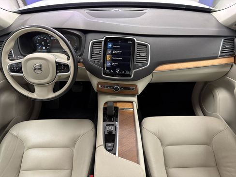 Used 2022 Volvo XC90 T8 Inscription Expression AWD/4WD image 28