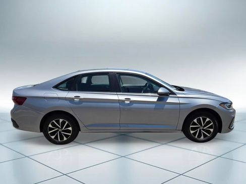 Used 2025 Volkswagen Jetta S FWD image 4