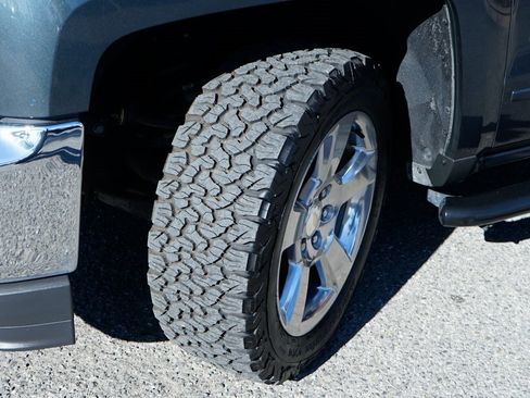 Used 2017 Chevrolet Silverado 1500 LT w/ All Star Edition image 40