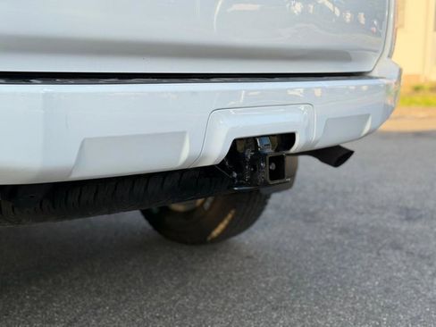 Used 2020 Toyota 4Runner SR5 Premium image 16