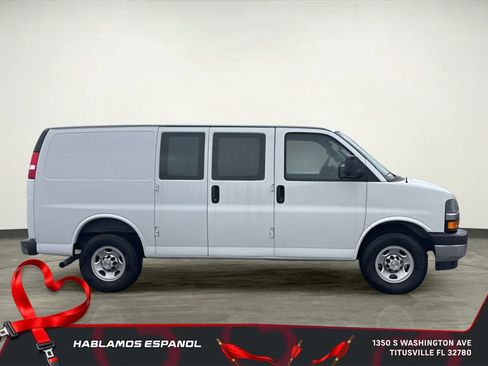 Used 2024 Chevrolet Express 2500 w/ Driver Convenience Package image 7