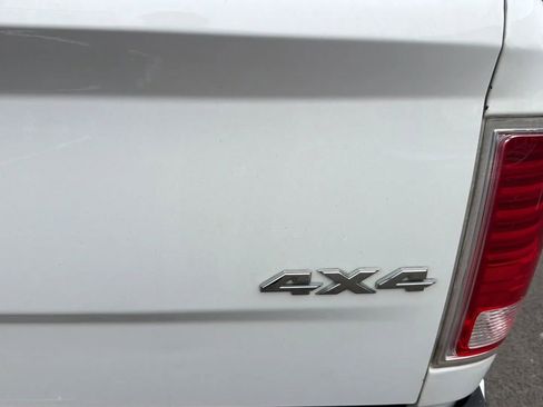 Used 2017 RAM 1500 Laramie w/ Convenience Group image 45