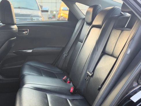 Used 2014 Toyota Avalon XLE image 10