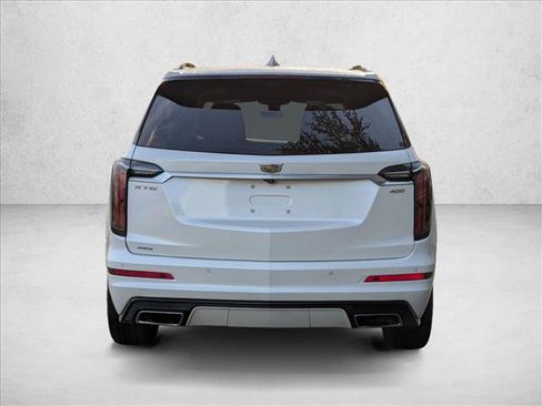 Used 2022 Cadillac XT6 Sport w/ Platinum Package image 7