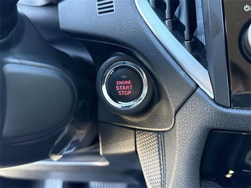 Used 2024 Subaru Forester Premium image 27