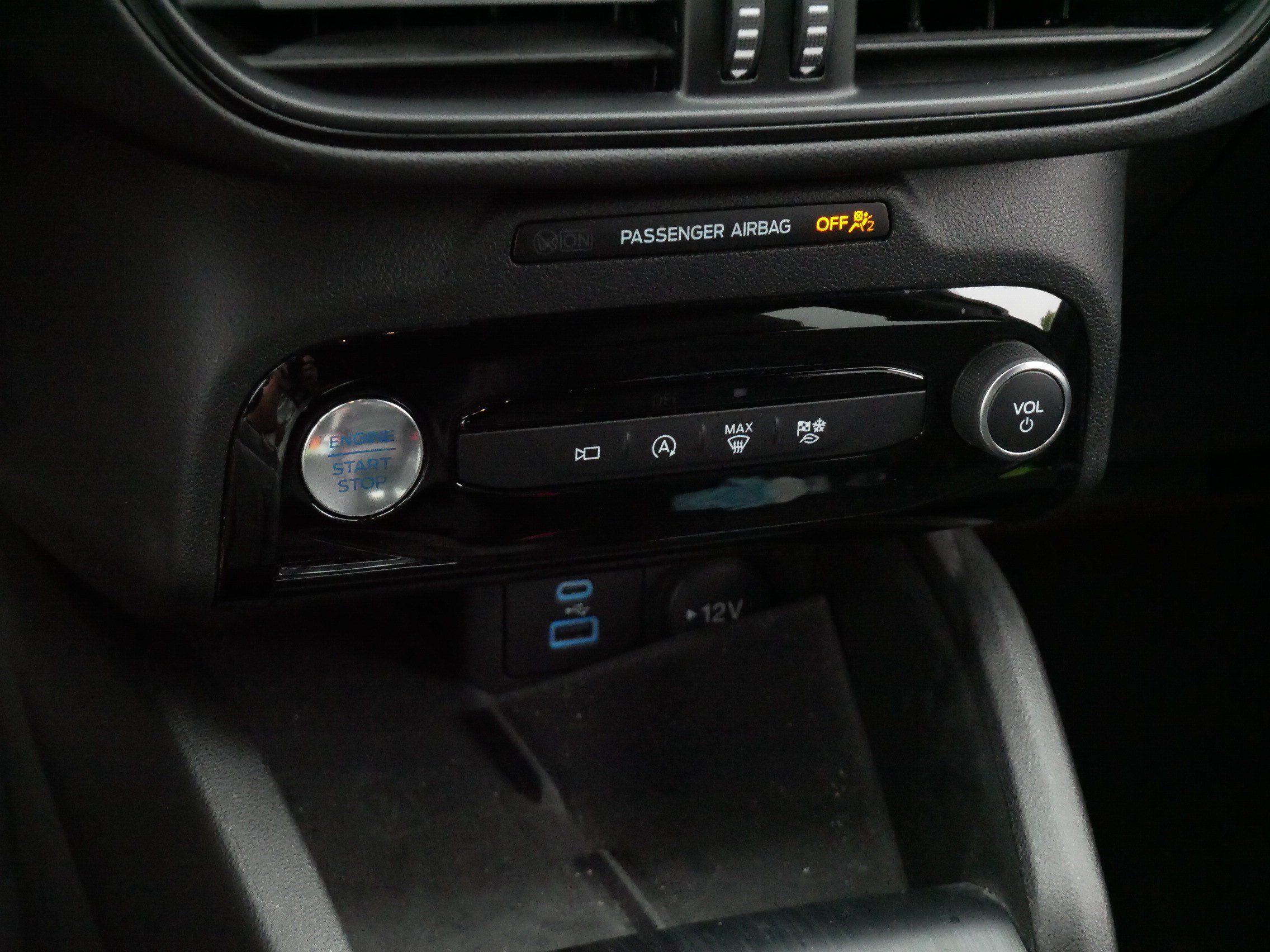 Used 2023 Ford Escape ST-Line Select w/ Tech Pack #2 AWD/4WD image 23