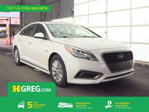 Used 2016 Hyundai Sonata SE FWD image 1