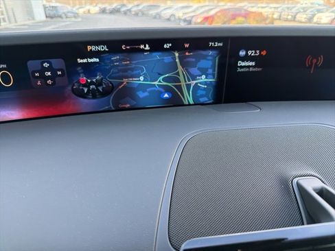 New 2025 Lincoln Nautilus Premier w/ Equipment Group 102A image 14