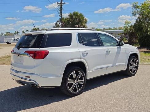 Used 2019 GMC Acadia Denali w/ Technology Package image 4