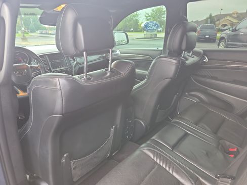 Used 2017 Jeep Grand Cherokee SRT AWD/4WD image 13