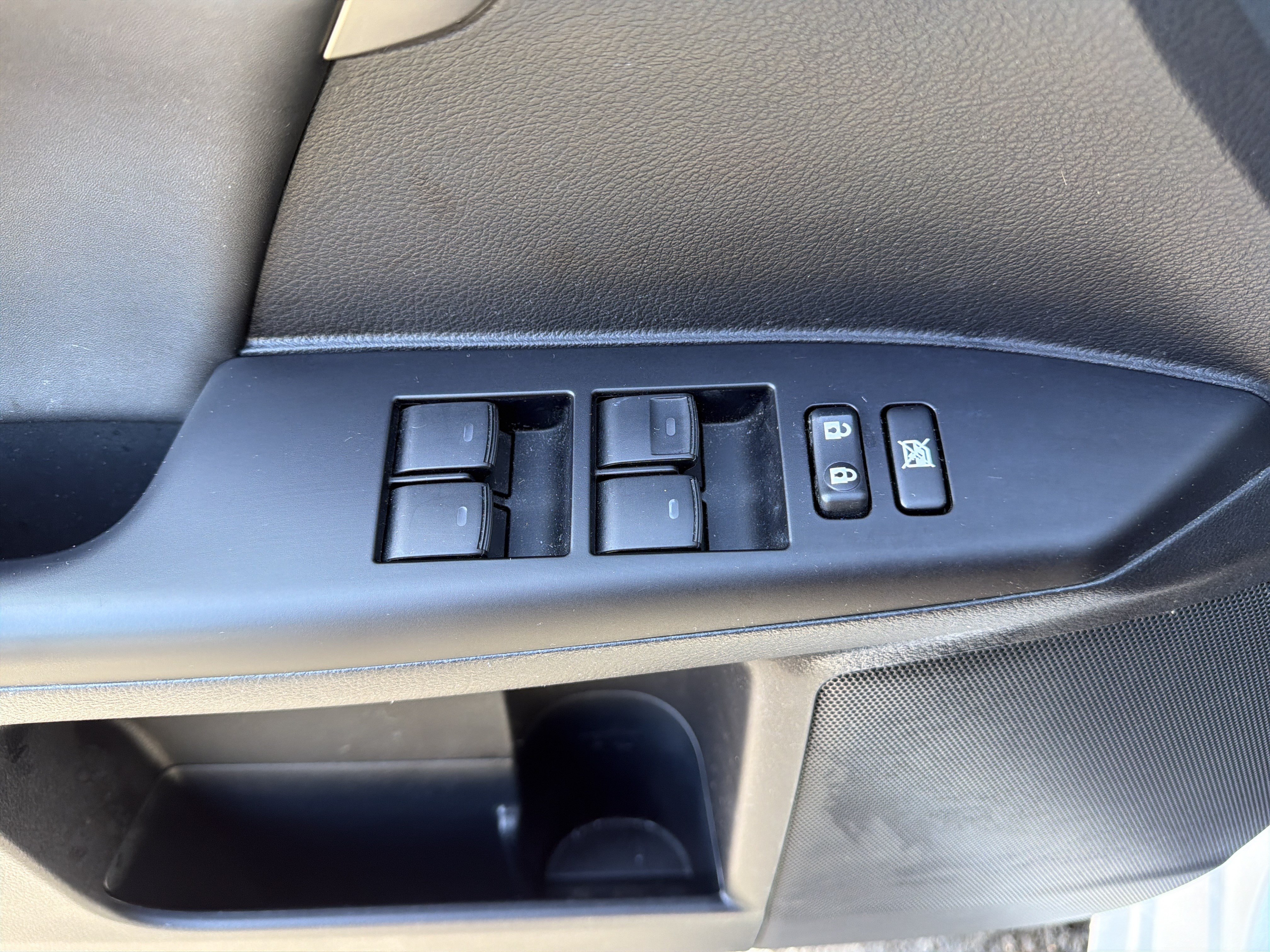 Used 2015 Lexus CT 200h w/ Navigation Package FWD image 14