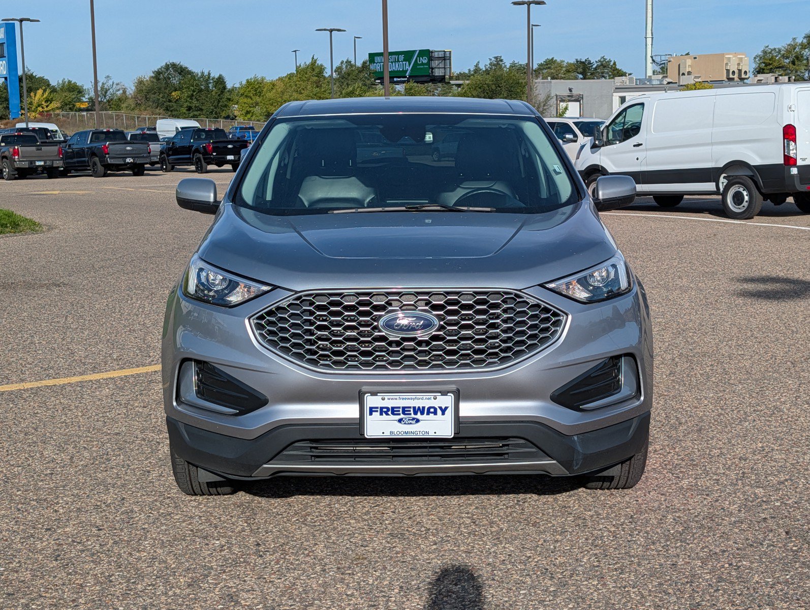 Used 2024 Ford Edge SEL AWD/4WD image 8