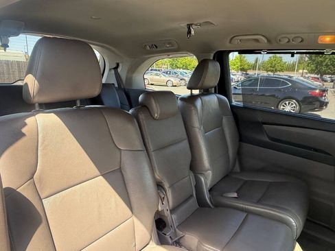 Used 2015 Honda Odyssey EX-L image 22