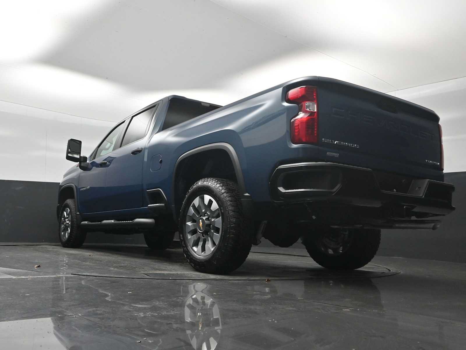 New 2026 Chevrolet Silverado 2500 Custom w/ Custom Value Package AWD/4WD image 23