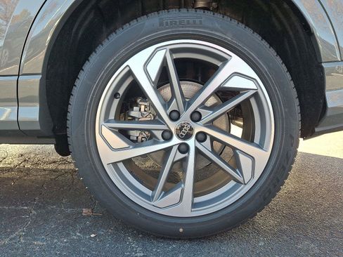 New 2025 Audi Q3 2.0T Premium image 7