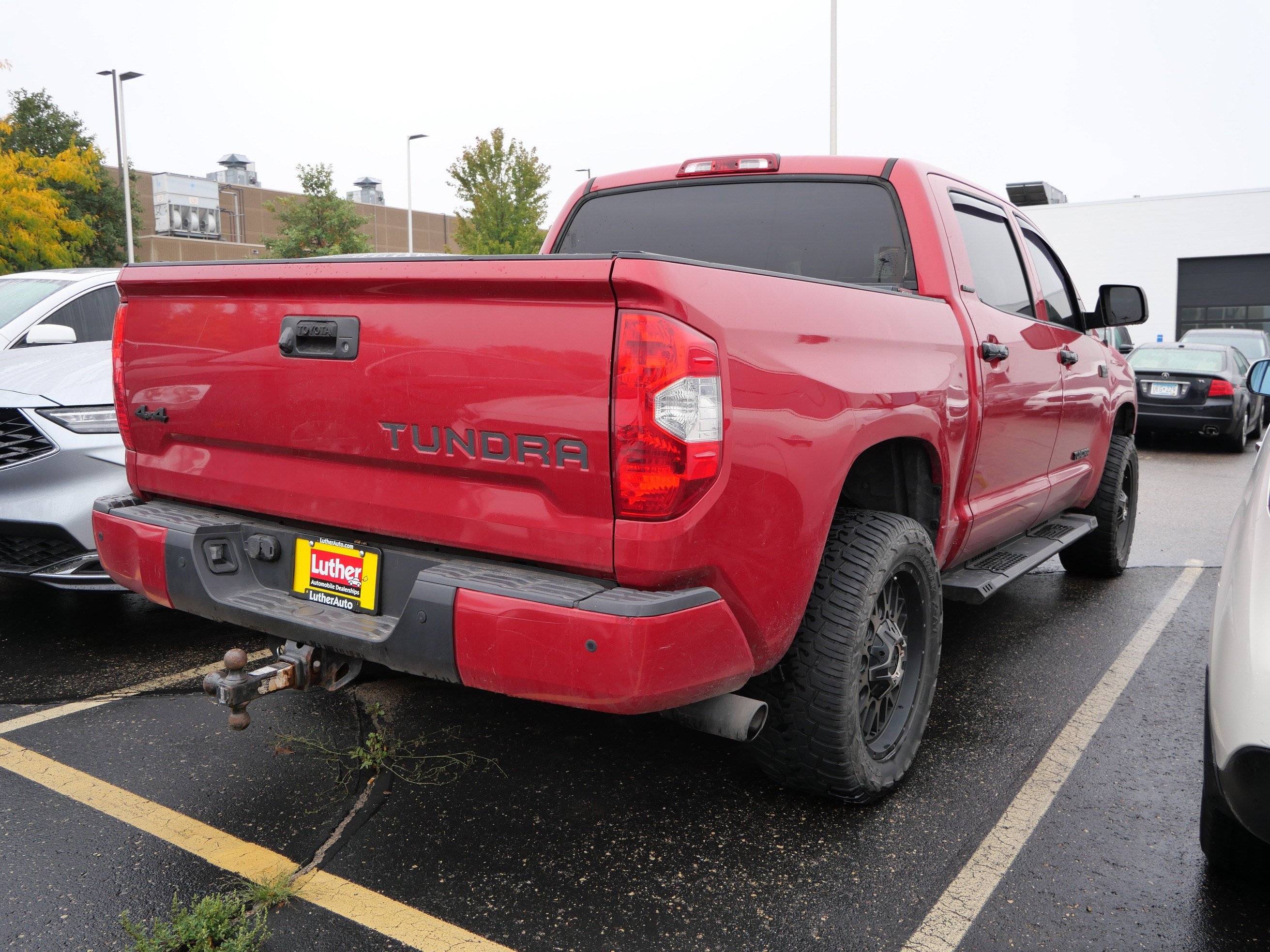 Used 2019 Toyota Tundra Limited w/ Limited Premium Package AWD/4WD image 7