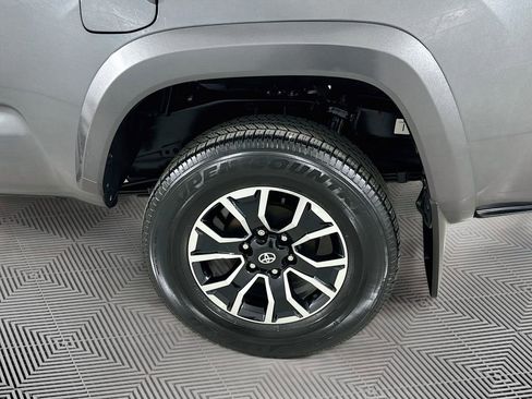 Used 2023 Toyota Tacoma TRD Sport AWD/4WD image 26