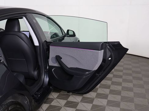 Used 2024 Tesla Model 3 Long Range RWD image 26