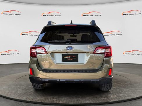 Used 2017 Subaru Outback 2.5i Limited AWD/4WD image 7