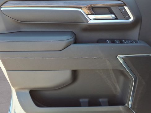 New 2026 Chevrolet Silverado 2500 LT w/ Trail Boss Package AWD/4WD image 13