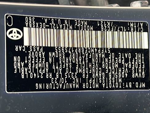 Certified 2024 Toyota Corolla SE w/ SE Premium Package FWD image 22