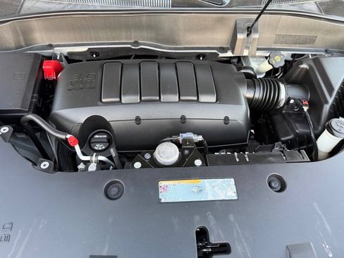 Used 2016 GMC Acadia SLT FWD image 40