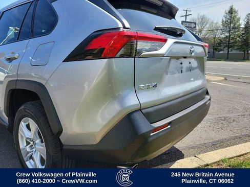 Used 2021 Toyota RAV4 XLE image 28