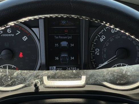 Used 2023 Toyota Tacoma TRD Sport w/ TRD Premium Sport Package AWD/4WD image 16