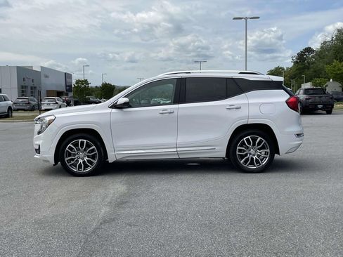 Used 2023 GMC Terrain Denali w/ Denali Premium Package AWD/4WD image 28