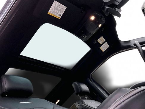 Used 2016 Ford F150 Platinum w/ Equipment Group 701A Luxury image 23