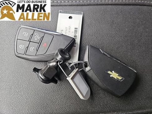 Used 2024 Chevrolet Silverado 1500 RST AWD/4WD image 35
