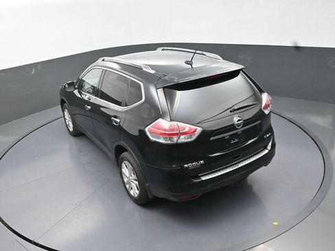 Used 2016 Nissan Rogue SV image 14