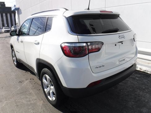 Used 2019 Jeep Compass Latitude w/ Cold Weather Group image 9