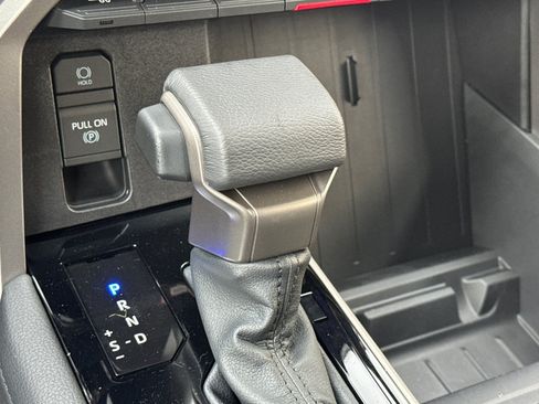 New 2026 Toyota Tundra Limited AWD/4WD image 23
