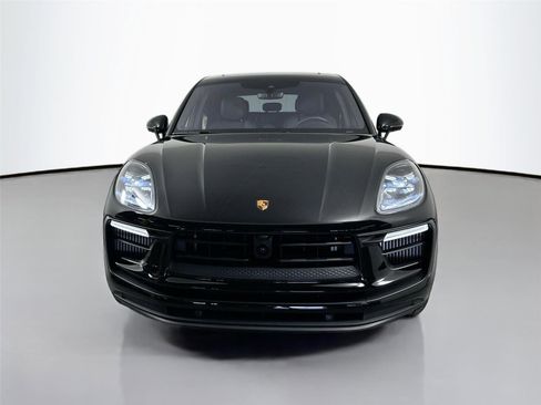 Certified 2025 Porsche Macan S AWD/4WD image 10