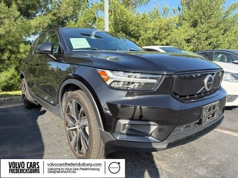 Used 2021 Volvo XC40 P8 Recharge w/ Advanced Package AWD/4WD image 1