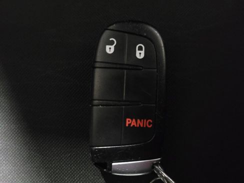 Used 2019 Dodge Durango SXT AWD/4WD image 32