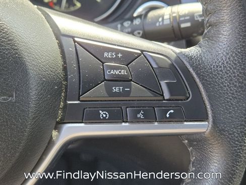 Used 2020 Nissan Rogue SV FWD image 23