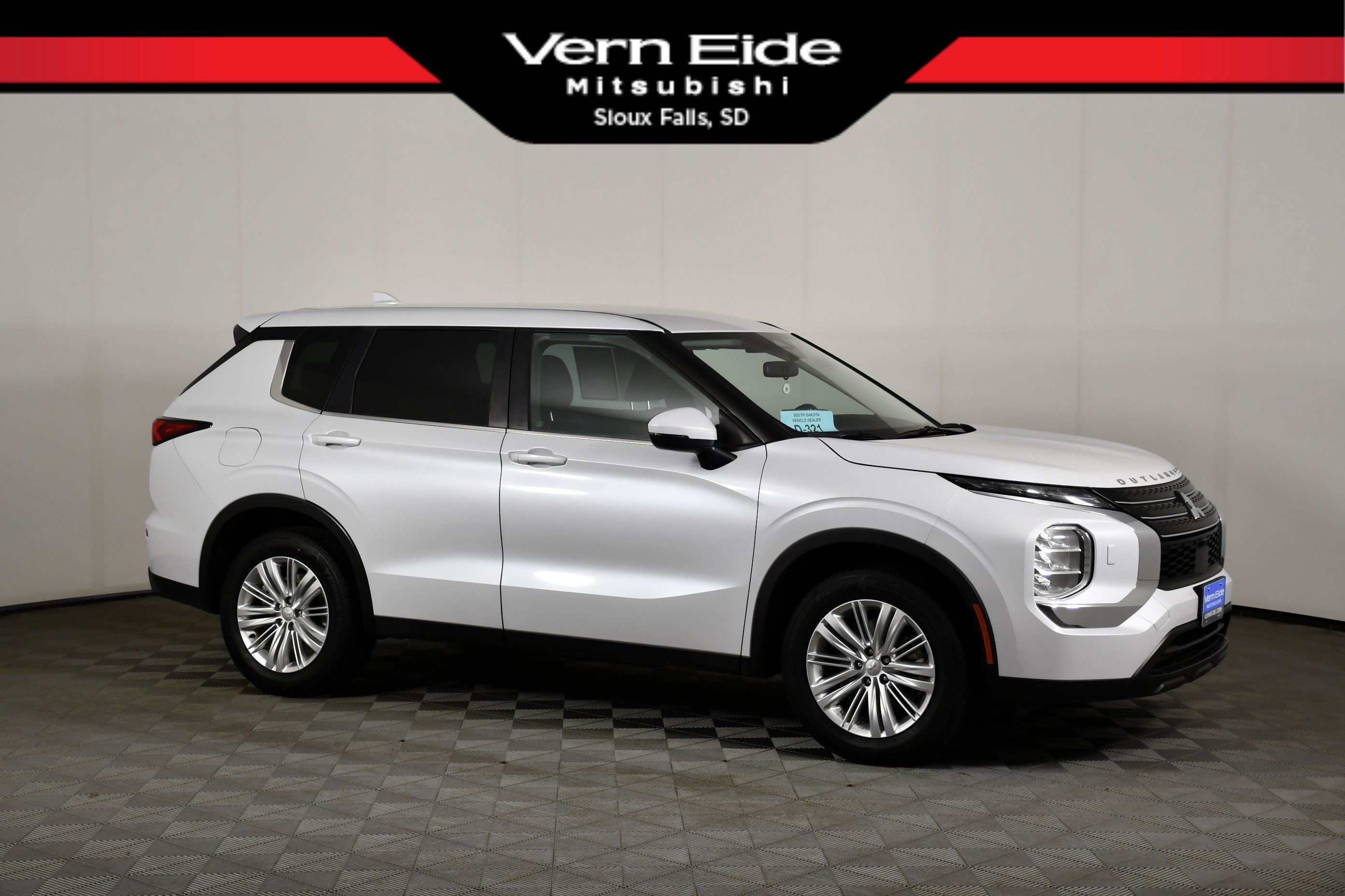 Used 2022 Mitsubishi Outlander ES AWD/4WD image 1