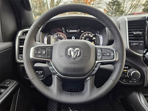 New 2026 RAM 1500 4x4 Crew Cab image 22