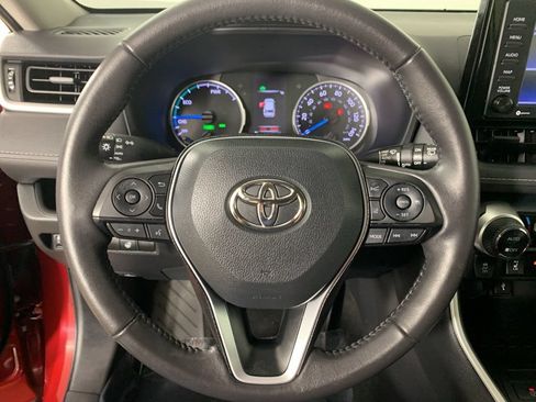 Used 2022 Toyota RAV4 XLE w/ XLE Grade Weather Package AWD/4WD image 21