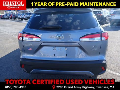 Certified 2023 Toyota Corolla Cross LE w/ Moonroof Package image 6