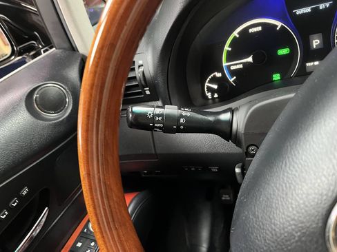 Used 2011 Lexus RX 450h AWD w/ Premium Pkg image 15