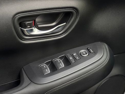 Used 2024 Honda HR-V EX-L image 46