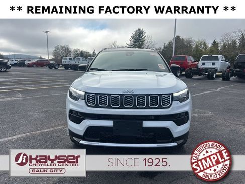 Used 2025 Jeep Compass Limited w/ Elite Group image 3