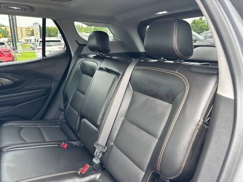 Used 2021 GMC Terrain SLT w/ Infotainment Package II FWD image 27
