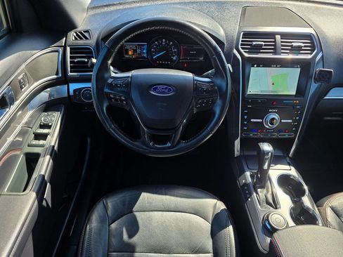 Used 2019 Ford Explorer Sport AWD/4WD image 11