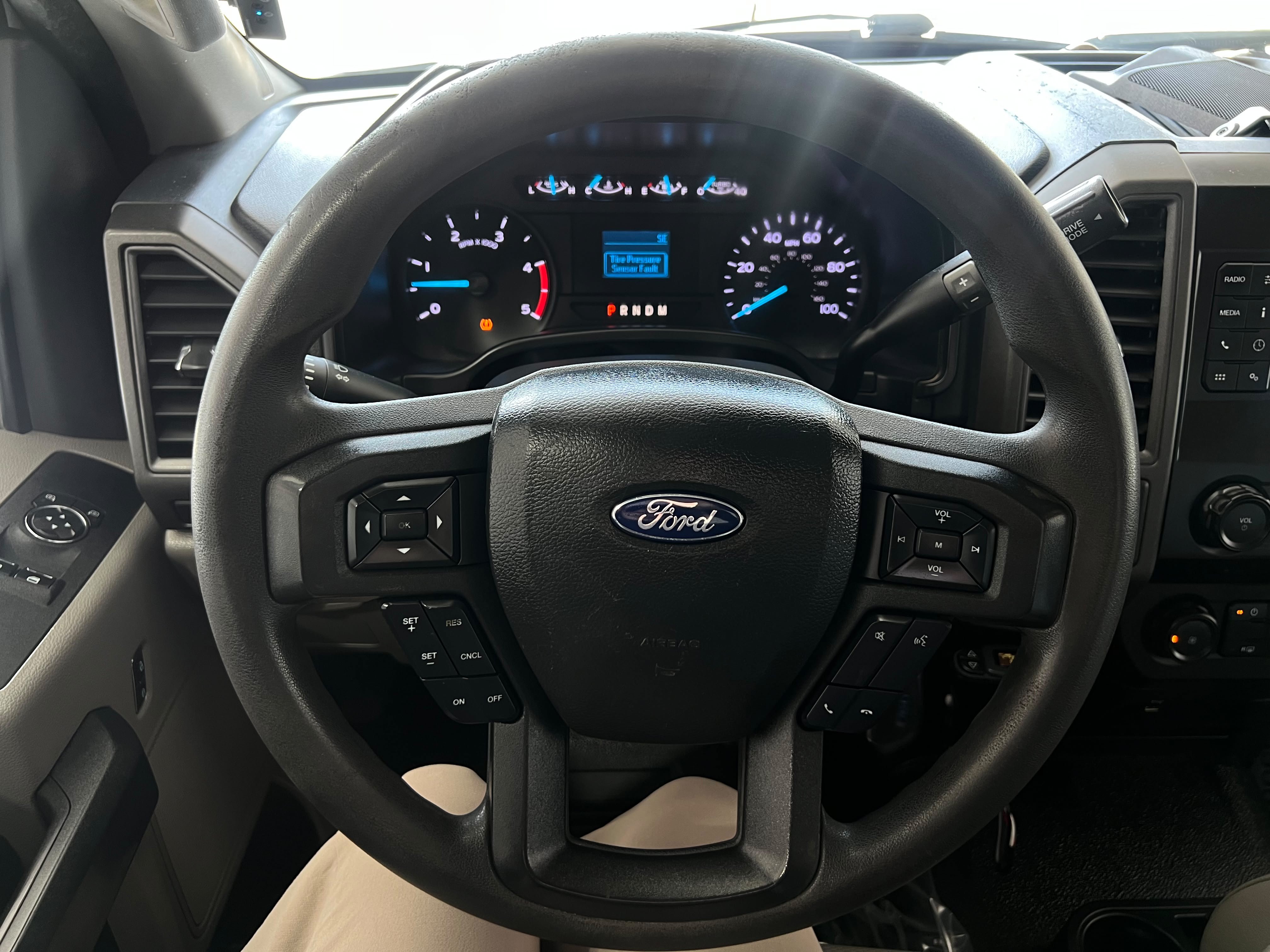 Used 2022 Ford F350 XL w/ Power Equipment Group RWD image 14