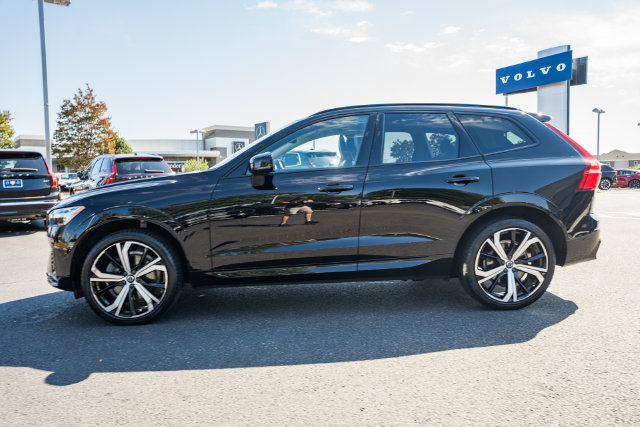 Used 2023 Volvo XC60 B6 Ultimate AWD/4WD image 4