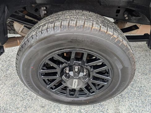 Used 2020 Ford F250 Lariat image 6